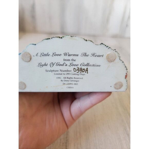 Light of god love collection A little love warms the heart figure - Picture 5 of 7